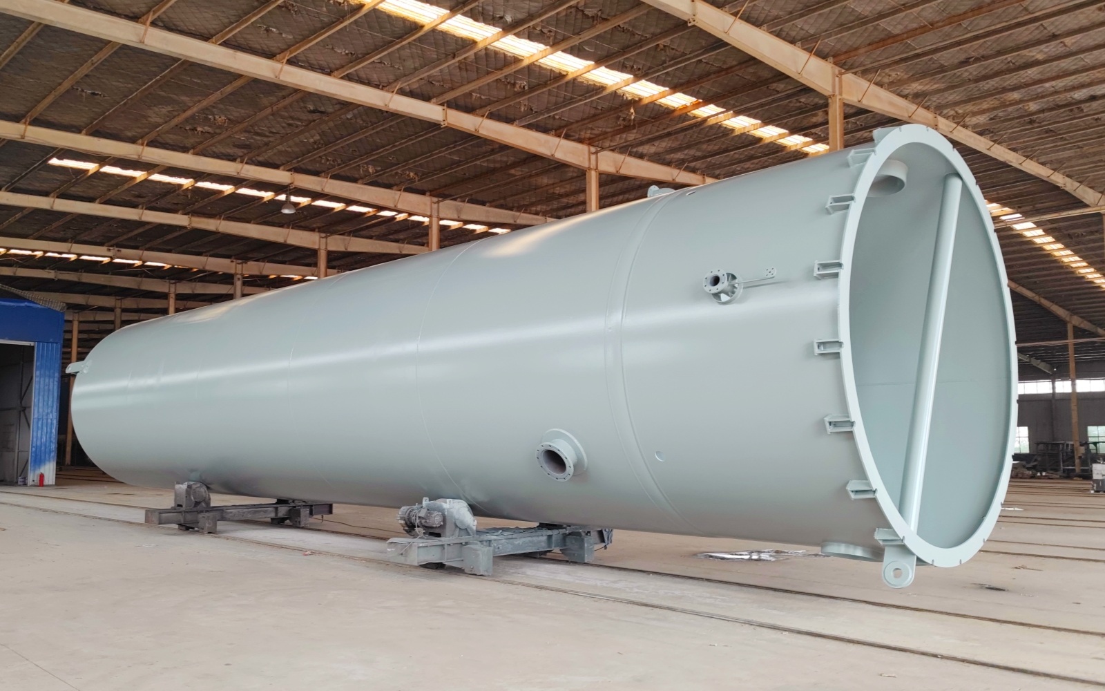 儲罐容器_壓力容器_低溫儲罐_菏澤花王壓力容器